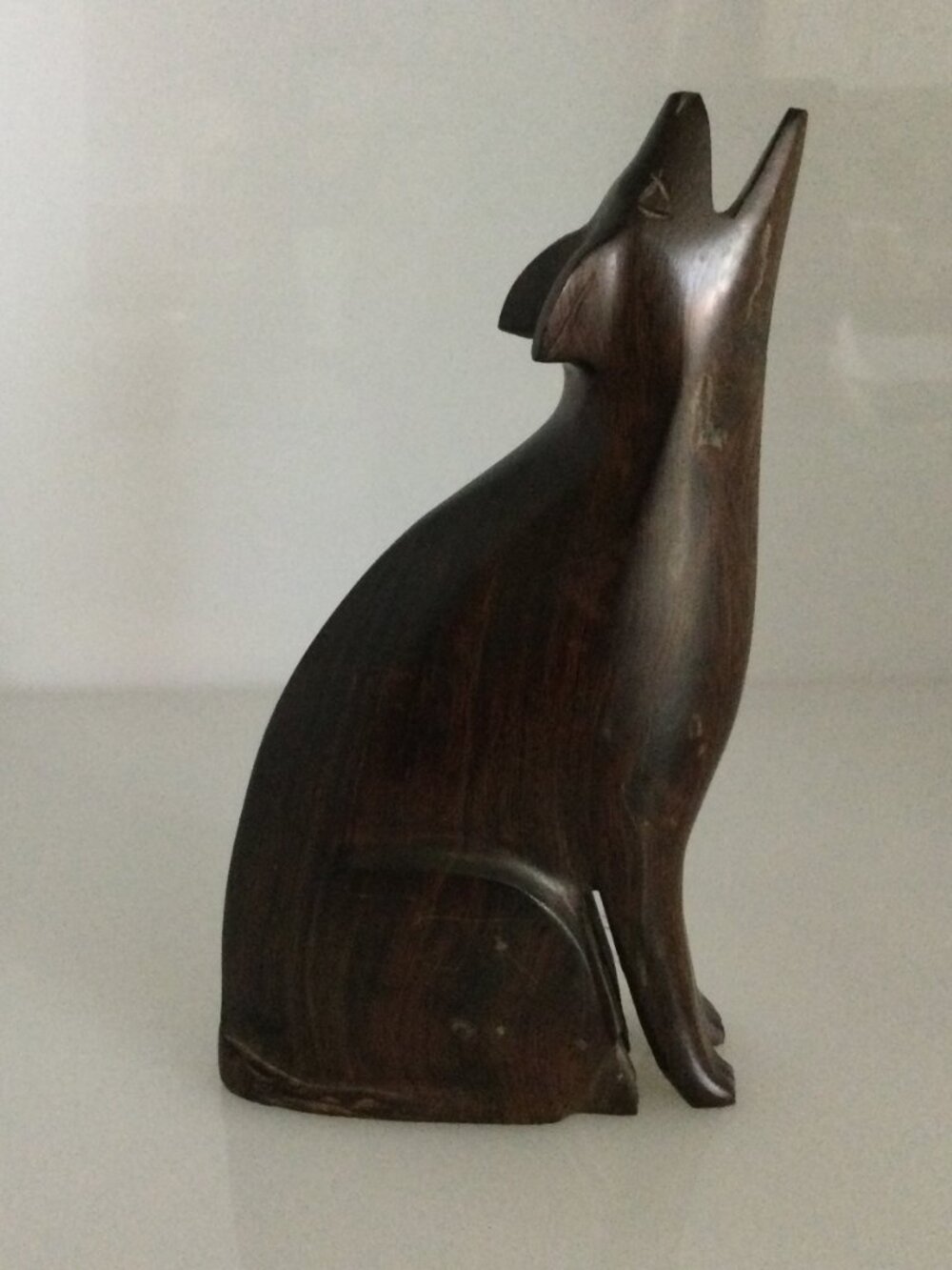 Vintage Hand Carved Ironwood Howling Coyote Wolf Figurine Decor Southwestern - Picture 3 of 4